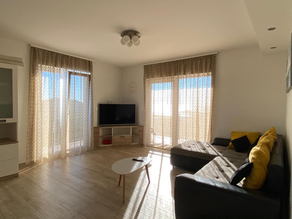 Apartments Carpe Diem Primosten Exterior photo